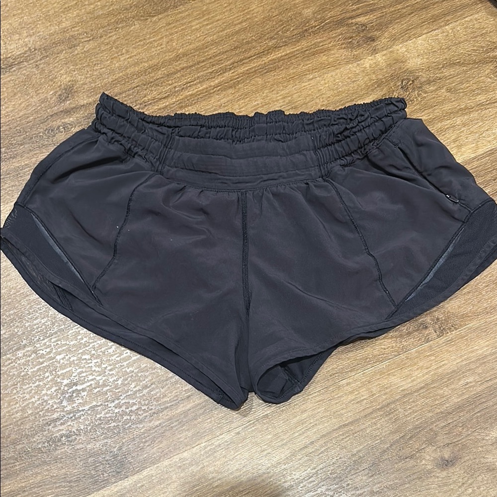 lululemon Hotty Hot 2.5 Shorts